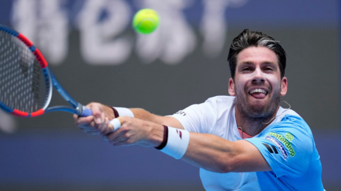 Nori napravio senzaciju i eliminisao Alkaraza sa Mastersa u Parizu