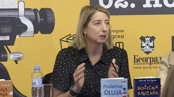 Dženi Kolgan na Beogradskom sajmu knjiga: Sve što volim pokušavam da unesem u svoje knjige