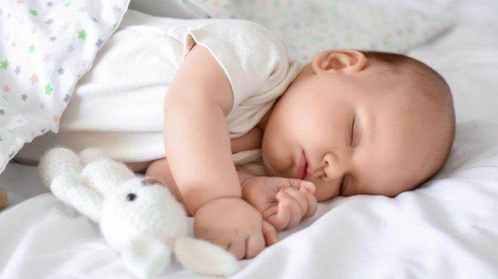 ALTA banka daruje 25.000 dinara svakoj bebi rođenoj na Svetski dan štednj