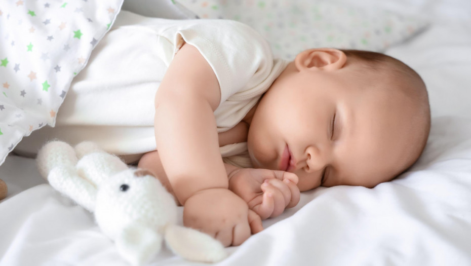 ALTA banka daruje 25.000 dinara svakoj bebi rođenoj na Svetski dan štednje