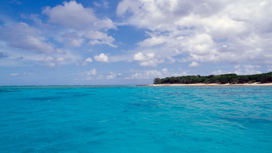 Starija žena pronađena mrtva nakon što je kruzer ostavio na Velikom koralnom grebenu