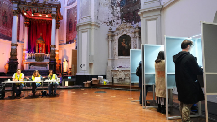 Izbori u Holandiji: Liberali Roba Jetena u iznenađujućem vođstvu pokazuju izlazne ankete