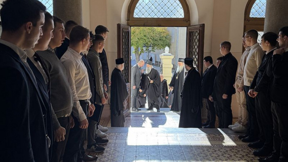 Patrijarh u Sremskim Karlovcima otvorio izložbu Dokumenta Srpskog Siona