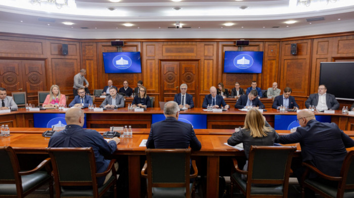 Sastanak u Vladi Srbije o snabdevanju: Maksimalno iskoristili sve kapacitete za transport naftnih derivata iz uvoza