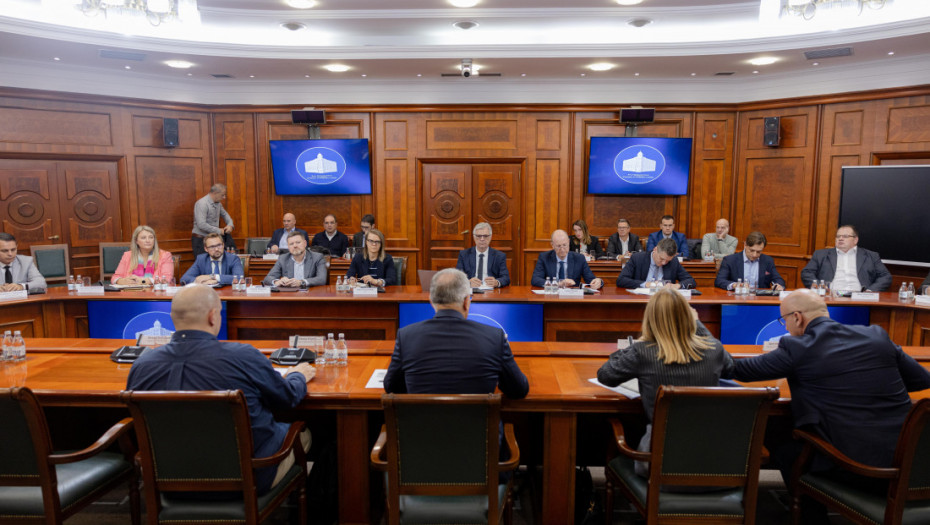 Sastanak u Vladi Srbije o snabdevanju: Maksimalno iskoristili sve kapacitete za transport naftnih derivata iz uvoza