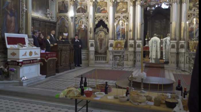 U Sabornom hramu u Novom Sadu liturgija i parastos za stradale u padu nadstrešnice