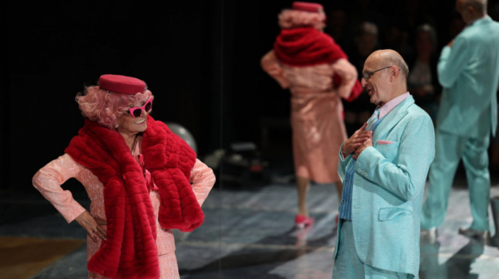 "Dolce vita" u Madlenianumu: Javite se i osvojite karte za hit predstavu inspirisanu legendarnim Felinijem