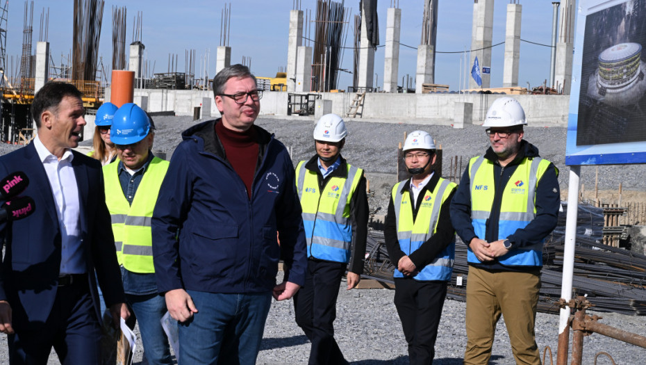 Predsednik Vučić obišao gradilište EXPO u Surčinu: "Nacionalni stadion biće izgrađen do kraja februara 2027"