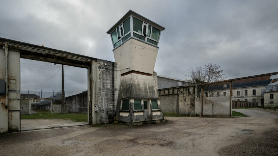 Francuska razmatra ponovno otvaranje zatvora Klervo, zatvorenog 2023. godine