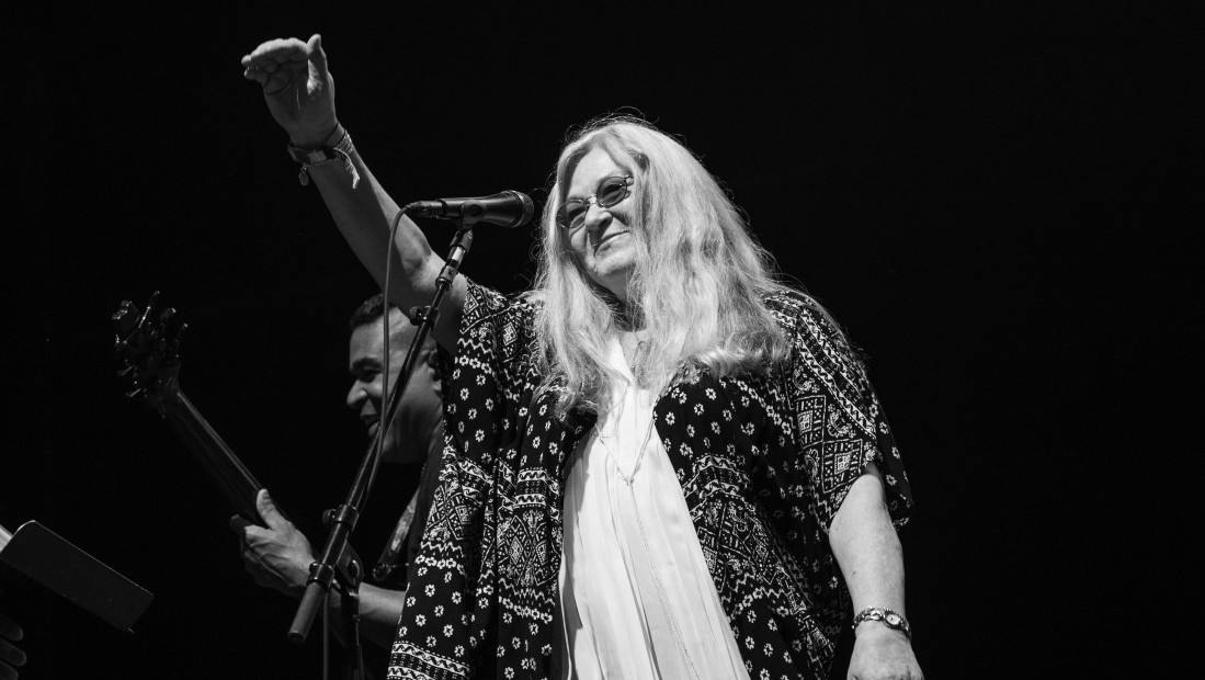 Preminula Dona Džin Godšo-Makej, pevačica grupe "Grateful Dead"