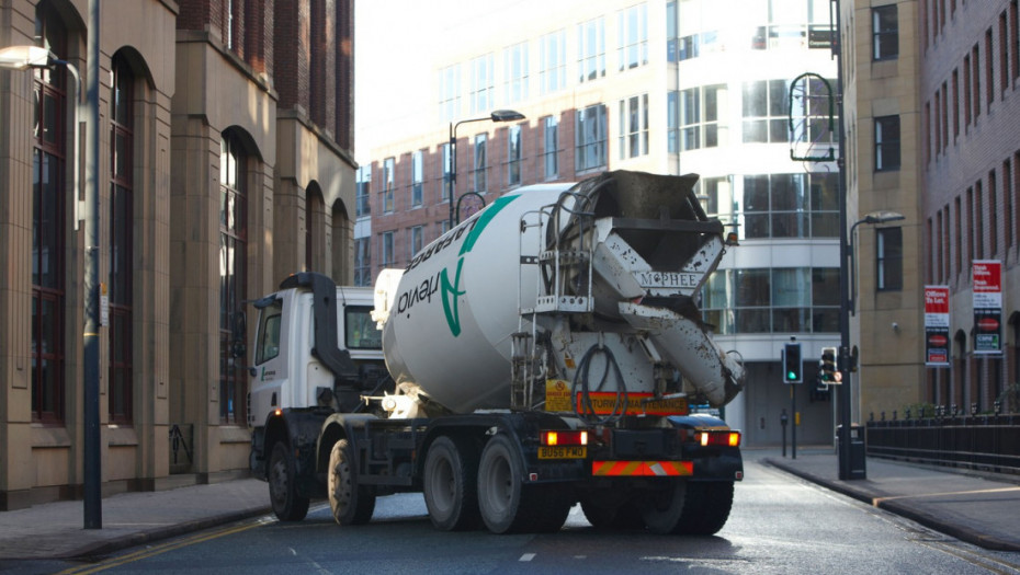 Francuski proizvođač cementa Lafarž pred sudom zbog finansiranja džihadista u Siriji