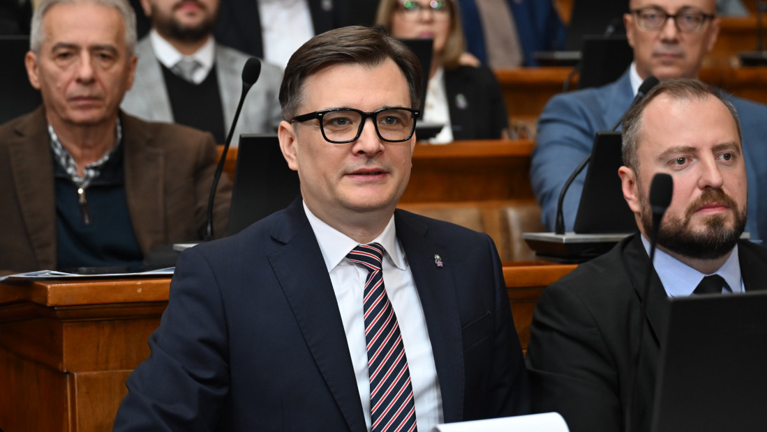 Jovanov: Govore o simbolu NATO agresije, a bacaju drvlje i kamenje na Pavkovića