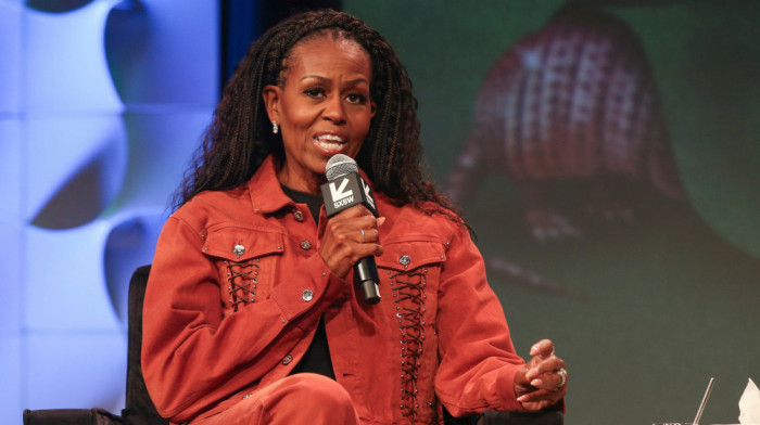 Mišel Obama: SAD nisu spremne za predsednicu, potrebno još mnogo da sazre