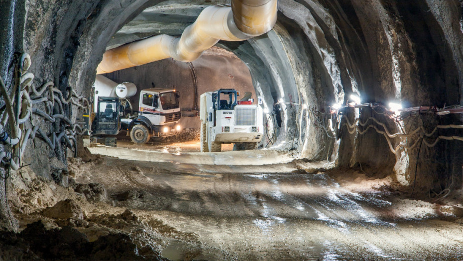 Zvaničnici Republike Srpske obilaze tunel Hidroelektrane Dabar