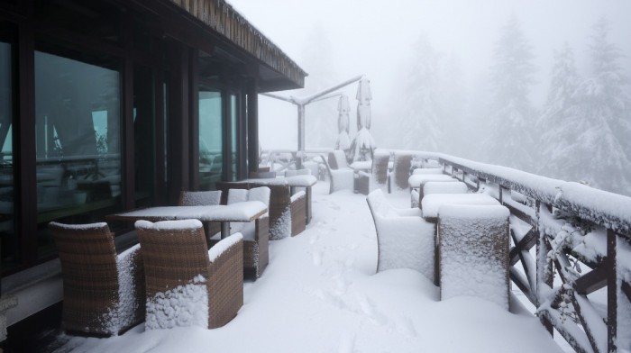 U Hrvatskoj se zabeleli Lika, Gorski kotar i Sljeme, u BiH Bjelašnica, Jahorina i Vlašić