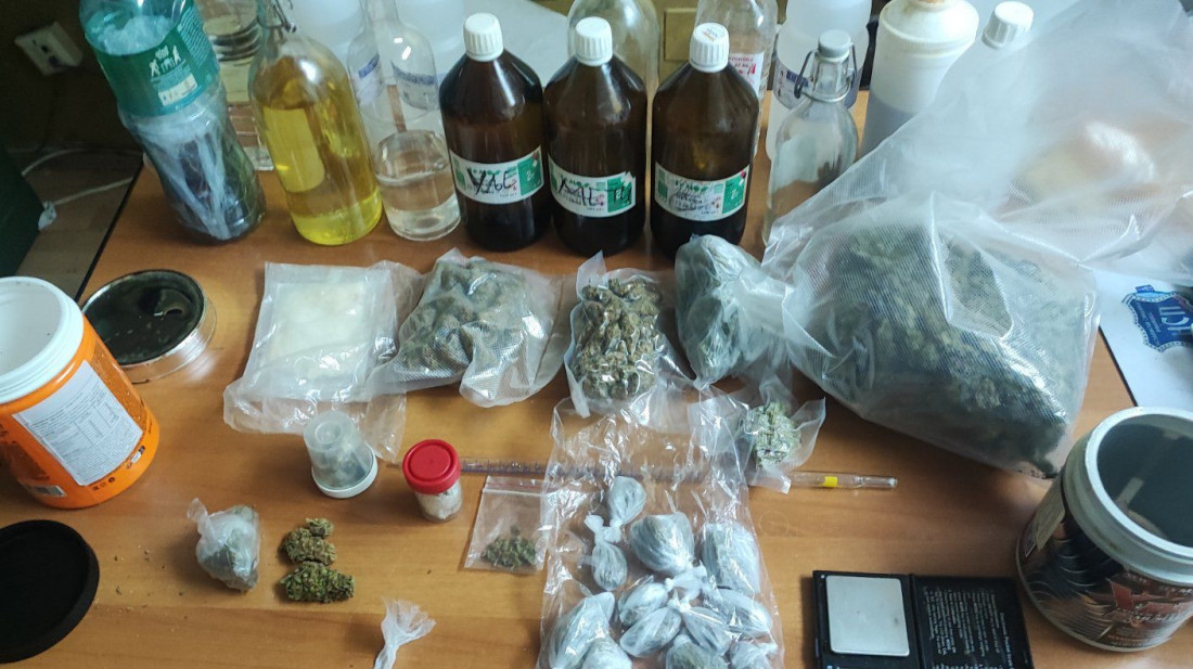 Laboratorija za drogu otkrivena u stanu na Novom Beogradu: Uhapšen muškarac