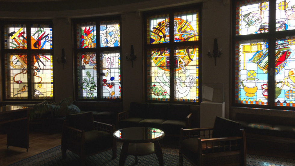 Zanat star više od veka: Porodica Stanišić čuva umetnost vitraža od 1908. godine