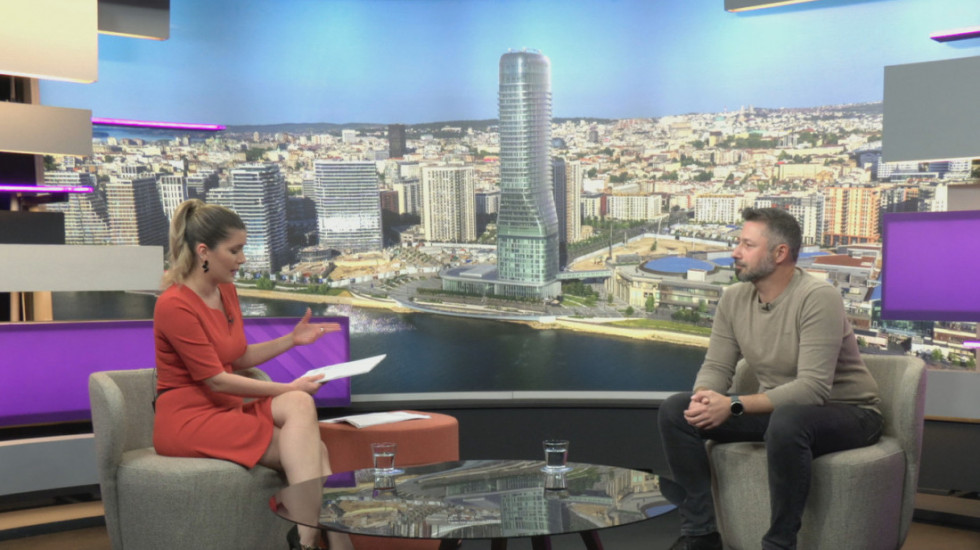 Mali radnici velikog značaja: Pčele oprašuju više od 70 odsto biljaka koje jedemo