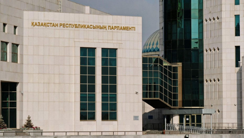 Donji dom parlamenta Kazahstana zabranio LGBT propagandu, reagovale organizacije za ljudska prava