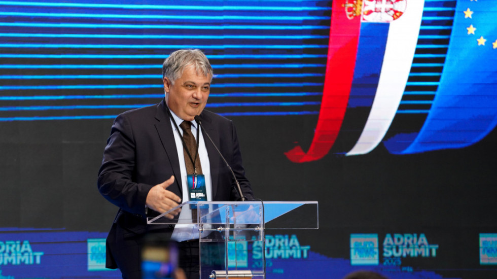 Lučić: Vinjete za devet evropskih država i novi tagovi na sajtu Telekoma i u poslovnicama