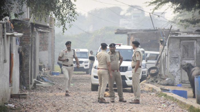 Nakon smrtonosne eksplozije u Nju Delhiju privedeno više osoba: "Napad moguć akt terorizma"