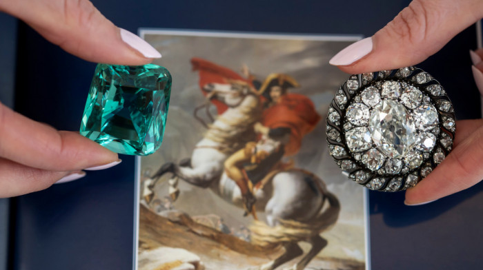 Zaboravljeno blago iz 1815: Napoleonov nakit na aukciji dostigao astronomske cene