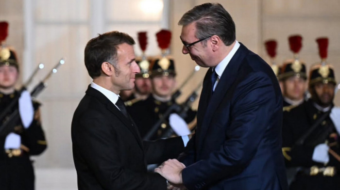 "Činjenica da sastanak traje tri sata dovoljno govori": Značaj susreta Vučića i Makrona u Parizu