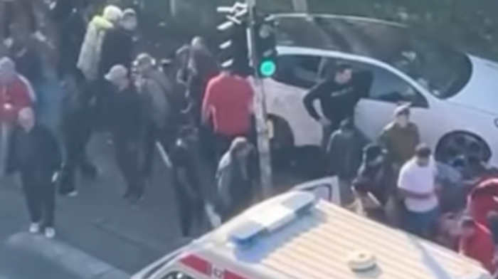 Saobraćajna nesreća na Banjici: Kolima udario dve žene, prevezene u Urgentni centar (FOTO)