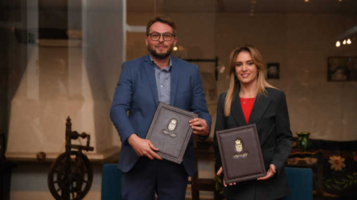 Stamenkovski potpisala Ugovore o finansiranju projekta za ratne memorijale