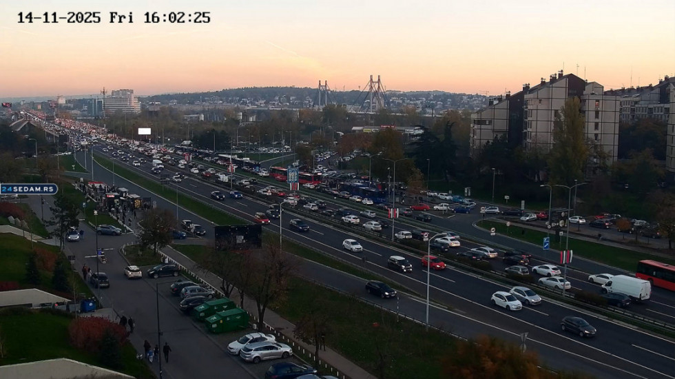 Saobraćajni kolaps u Beogradu: Vozila stoje u kolonama, evo gde je trenutno najveća gužva u glavnom gradu (FOTO)