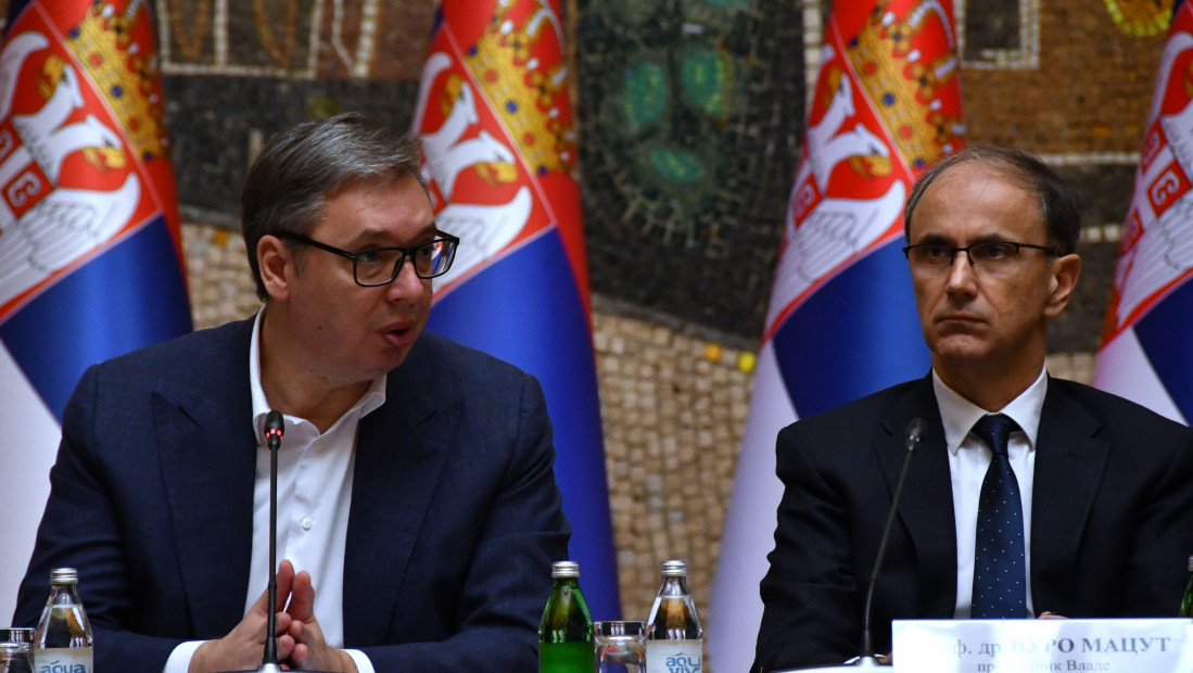 Vučić: NIS i rafinerija moraju da rade, moramo da obezbedimo snabdevenost