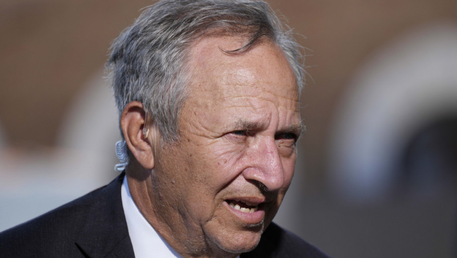 Bivši ministar finansija SAD Lari Samers podnosi ostavku na sve javne funkcije