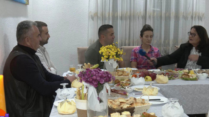 Slava porodice Vasić u Gračanici: Kako se obeležavaju krsne slave na Kosovu i Metohiji