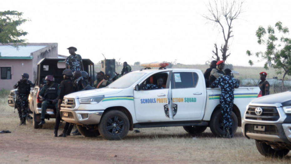 Naoružani napadači oteli 25 učenica iz internata nigerijske srednje škole