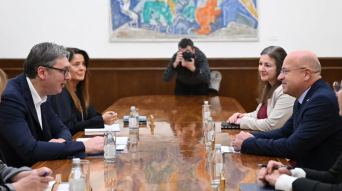 Vučić se sastao sa šefom misije OEBS u Srbiji: Razgovarali smo o svim temama od značaja za našu buduću saradnju (FOTO)