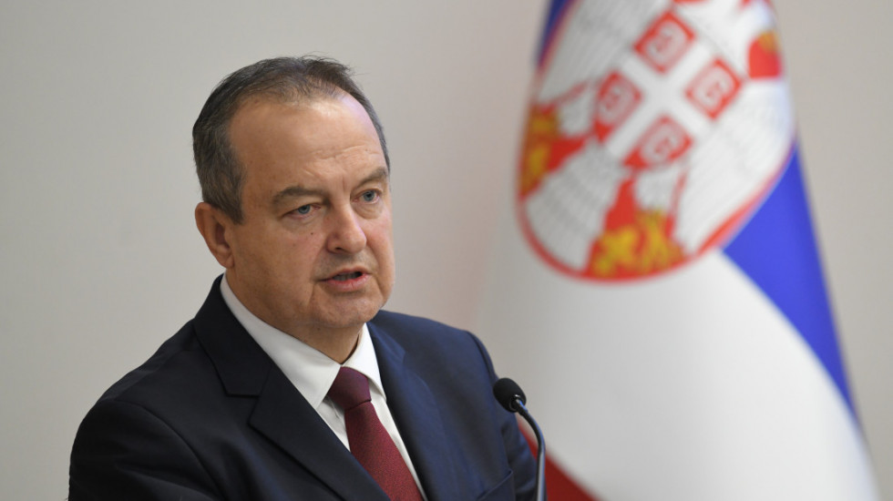 Dačić: Dve nove elektronske usluge MUP-a uštedeće vreme građanima