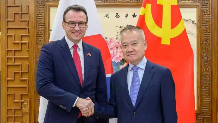 Petković u Pekingu sa visokim zvaničnikom Komunističke partije Kine Liu Haisingom
