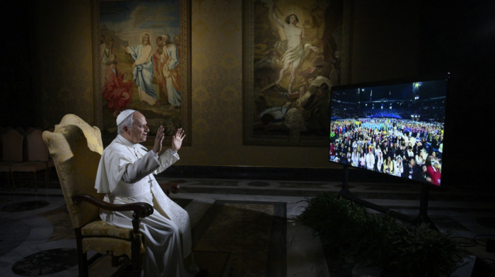 Papa Lav XIV: Društvene mreže ne mogu zameniti prave ljudske odnose