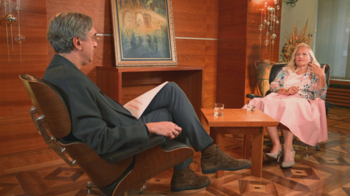 "Cilj je da promenimo ugled privatnih obrazovnih institucija": Osnivačica ESEM Business School Ana Bovan za "Čadež talk"