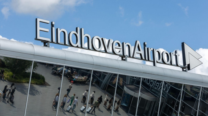 Aerodrom u Ajndhovenu na jugu Holandije zatvoren nakon što su primećeni dronovi