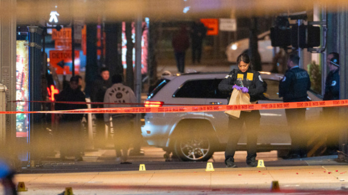 SAD: Pucnjave u Čikagu, jedna osoba ubijena, osam ranjeno