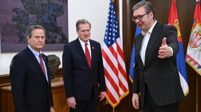 Vučić sa kongresmenima SAD: Za Srbiju značajno pitanje funkcionisanja kompanije NIS i očuvanje energetske bezbednosti