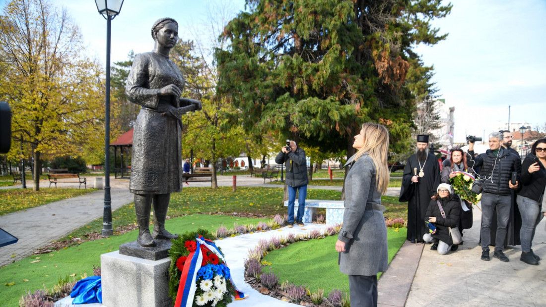 Ministarka Đurđević Stamenkovski otkrila spomenik Čučuk Stani u Negotinu