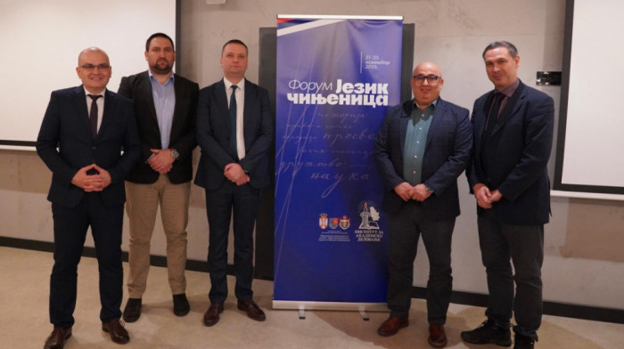 Održan forum "Jezik činjenica" na Zlatiboru: Tri dana razgovora o porodici, nauci i budućnosti