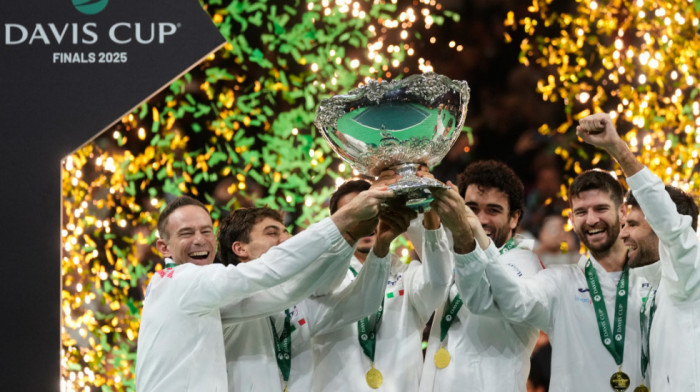Italijani po treći put u nizu šampioni Dejvis kupa: Poraz Španije u finalu