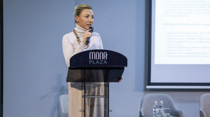 Ministarka Macura prisustvovala umetničkoj predstavi "Prelom tišine"