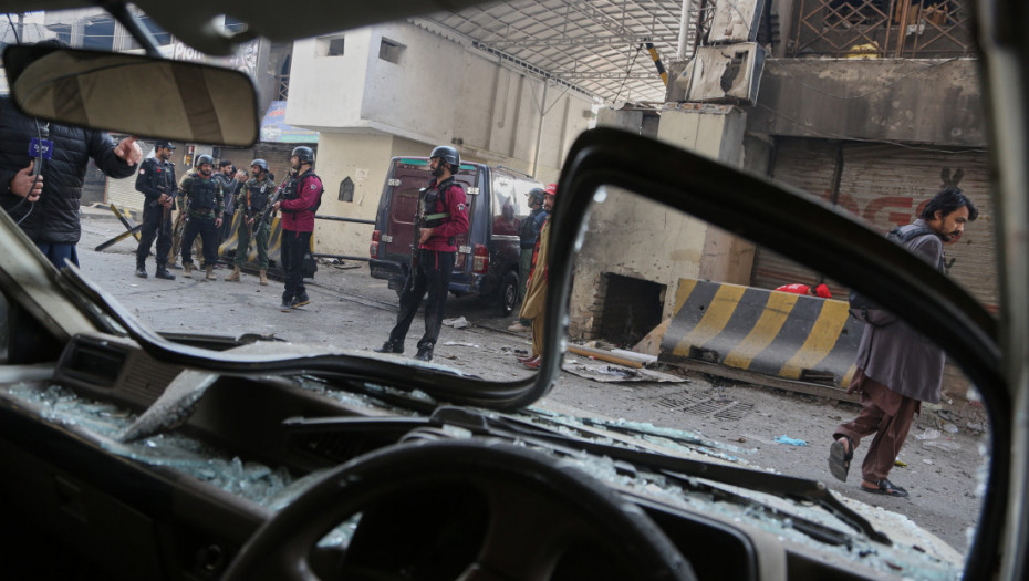 Troje ljudi poginulo, petoro povređeno u napadu bombaša-samoubica u Pakistanu