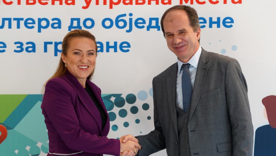 Paunović: Do kraja godine otvoriće se još 10 Jedinstvenih upravnih mesta