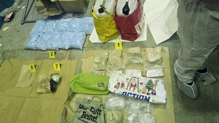 Velika zaplena na Horgošu: Šleper pun droge i para zaustavljen kod Subotice, dve osobe uhapšene