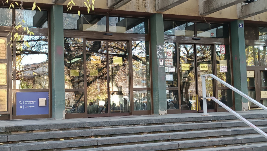 Viši sud u Novom Sadu odredio pritvor muškarcu osumnjičenom da je tokom potere pucao na policiju